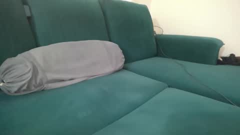 Snapshot of slutforallmiss chatting on October 30, 2025, 4:25 am Sam slave slut online show from October 30, 2025, 4:25 am