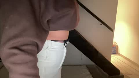 slutforbbc26y online show from June 19, 2026, 11:30 pm