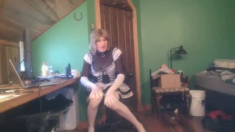 slutjennifertransxx online show from September 14, 2025, 2:00 am