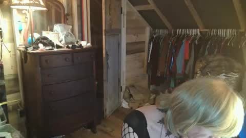 slutjennifertransxx online show from March 2, 2026, 2:47 am