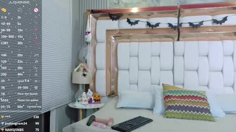 CAMILA  online show from October 16, 2025, 2:56 am