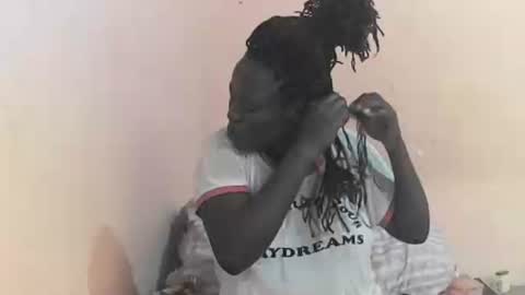 slutmeoutbb online show from February 19, 2025, 6:33 am