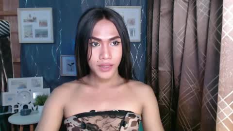 Snapshot of slutqueen_raz chatting on January 3, 2025, 1:58 pm Raz online show from January 3, 2025, 1:58 pm