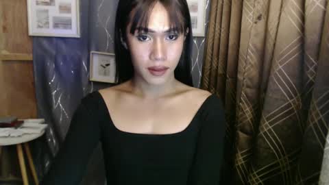 Snapshot of slutqueen_raz chatting on February 26, 2025, 2:57 pm Raz online show from February 26, 2025, 2:57 pm