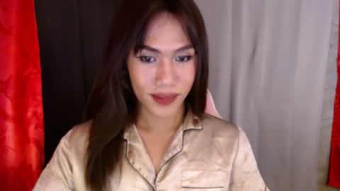 Snapshot of slutqueen_raz chatting on March 5, 2025, 2:56 pm Raz online show from March 5, 2025, 2:56 pm