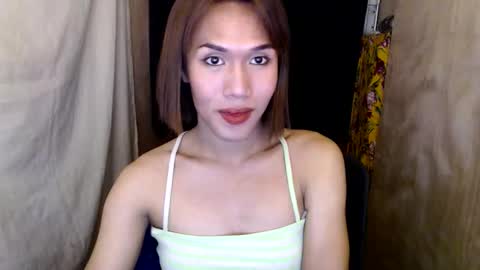 Snapshot of slutqueen_raz chatting on September 26, 2025, 7:07 pm Raz online show from September 26, 2025, 7:07 pm