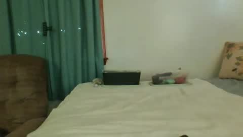 Snapshot of sluttamer72 chatting on April 27, 2026, 12:47 pm Jade and Thomas online show from April 27, 2026, 12:47 pm