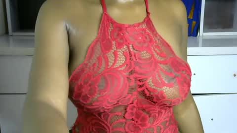 sluttx_choco online show from April 24, 2026, 10:01 pm