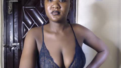 sluttx_choco online show from June 22, 2026, 8:22 am
