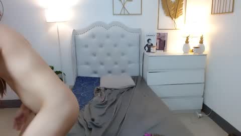 slutty_aurora online show from March 8, 2025, 3:06 am