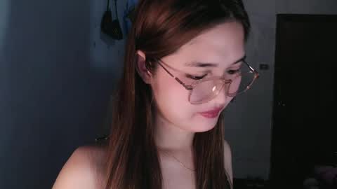 slutty_hannaxx online show from June 19, 2026, 11:19 pm