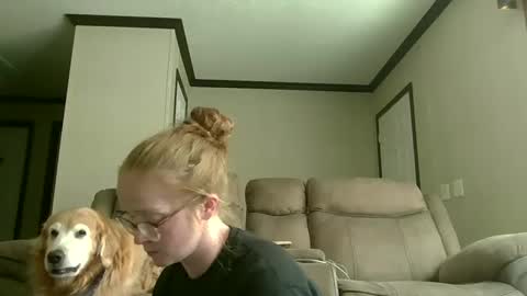 Slutty redhead3 online show from September 11, 2025, 4:29 pm