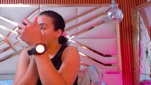 Snapshot of sluttyandmature chatting on August 8, 2026, 12:40 pm MARCELA online show from August 8, 2026, 12:40 pm