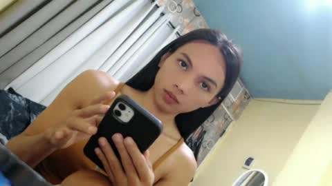 CHIE CHIE online show from June 21, 2026, 3:53 am