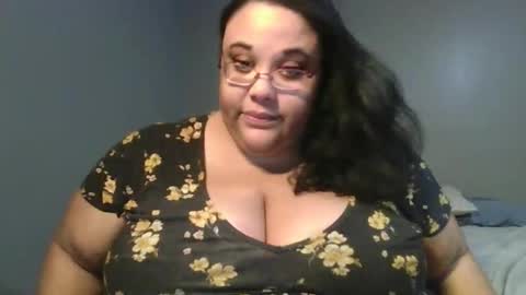 Snapshot of sluttyjess31 chatting on April 23, 2026, 2:46 am Jessica online show from April 23, 2026, 2:46 am