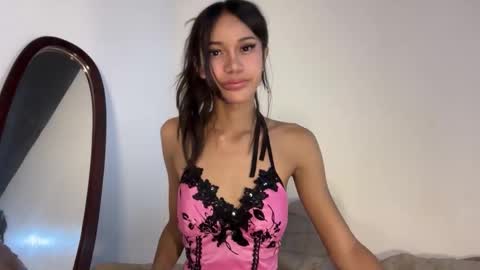 Snapshot of sluttykaye chatting on October 1, 2025, 4:07 am Fansly SluttyKaye -DONT FORGET TO FOLLOW AND THUMBS UP online show from October 1, 2025, 4:07 am