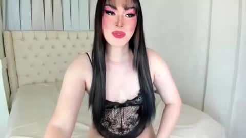 Snapshot of sluttymiafox chatting on February 25, 2026, 11:20 am mia online show from February 25, 2026, 11:20 am