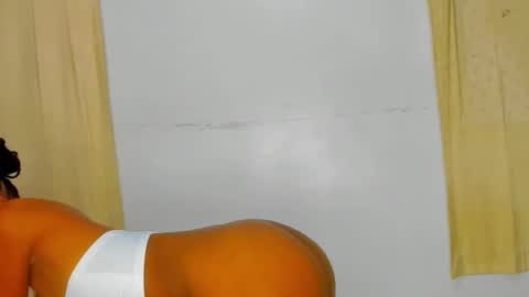 Sexyslutt online show from November 23, 2025, 5:29 am