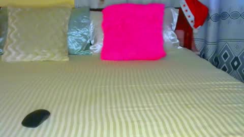 Sexyslutt online show from January 9, 2026, 3:42 am