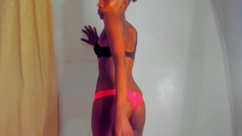 Sexyslutt online show from March 10, 2026, 9:53 pm