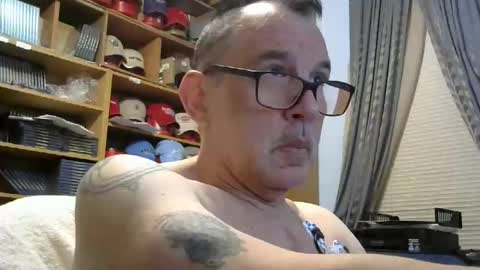 Snapshot of sluttyslave81 chatting on November 25, 2025, 6:46 am sluttyslave81 online show from November 25, 2025, 6:46 am