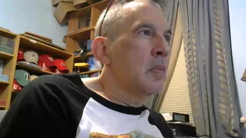 Snapshot of sluttyslave81 chatting on December 19, 2025, 7:37 am sluttyslave81 online show from December 19, 2025, 7:37 am