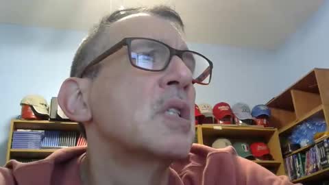 Snapshot of sluttyslave81 chatting on January 14, 2026, 3:50 pm sluttyslave81 online show from January 14, 2026, 3:50 pm