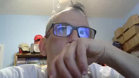 Snapshot of sluttyslave81 chatting on February 25, 2026, 4:38 pm sluttyslave81 online show from February 25, 2026, 4:38 pm