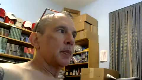 Snapshot of sluttyslave81 chatting on June 8, 2026, 5:41 am sluttyslave81 online show from June 8, 2026, 5:41 am
