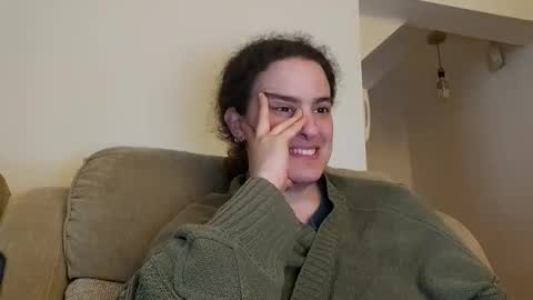 Snapshot of sluttysuzie17 chatting on June 7, 2026, 6:11 pm SluttySuzie17 online show from June 7, 2026, 6:11 pm