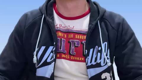 slvbcn75 online show from November 16, 2025, 8:47 pm