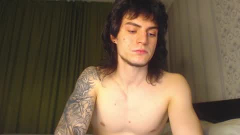 Gus online show from October 31, 2025, 5:03 pm