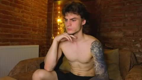 Snapshot of sly_gus chatting on July 26, 2026, 9:00 pm Gus online show from July 26, 2026, 9:00 pm