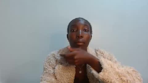 Snapshot of sly_rose chatting on November 9, 2025, 4:27 pm sly_rose online show from November 9, 2025, 4:27 pm