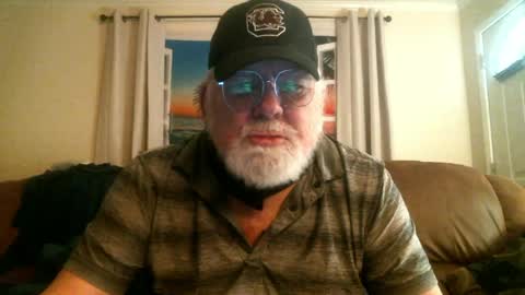 Snapshot of slydevil_sc chatting on April 2, 2026, 6:16 pm Sly online show from April 2, 2026, 6:16 pm