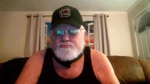 Snapshot of slydevil_sc chatting on April 4, 2026, 7:28 am Sly online show from April 4, 2026, 7:28 am