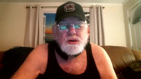 Snapshot of slydevil_sc chatting on April 5, 2026, 7:05 am Sly online show from April 5, 2026, 7:05 am