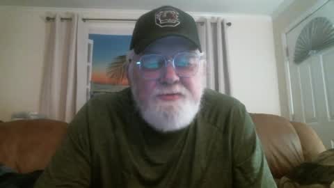 Snapshot of slydevil_sc chatting on April 30, 2026, 4:41 am Sly online show from April 30, 2026, 4:41 am