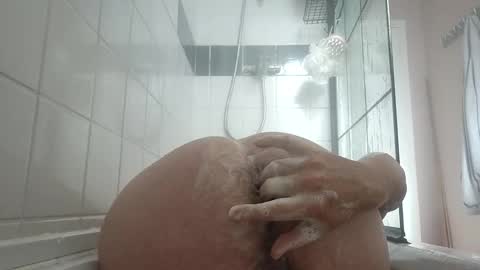 Snapshot of smackbat chatting on November 8, 2025, 11:21 am Justaman online show from November 8, 2025, 11:21 am