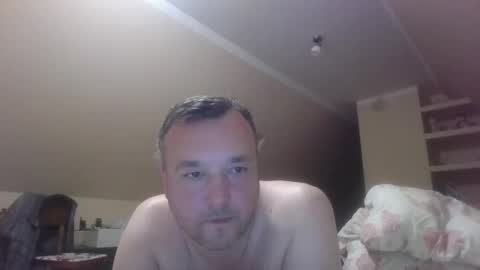 smajlik83 online show from January 1, 2025, 4:07 pm