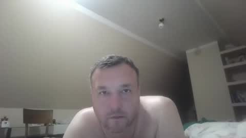 smajlik83 online show from January 2, 2025, 5:50 pm