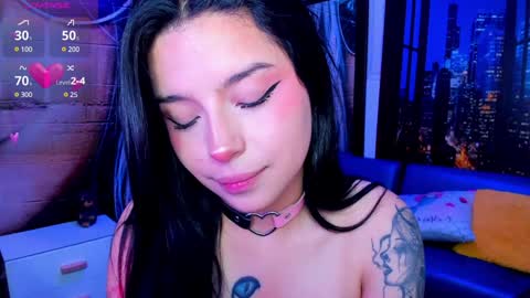 Mariana Torres online show from December 5, 2024, 5:17 pm