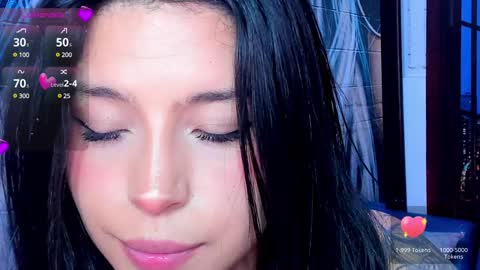 Mariana Torres online show from January 18, 2025, 5:37 pm