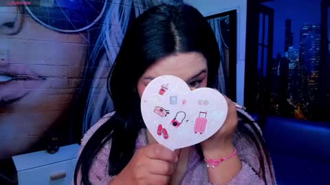 Mariana Torres online show from January 24, 2025, 2:19 pm