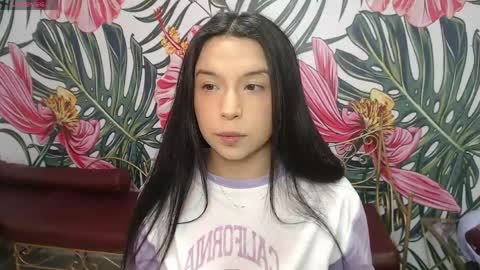 Mariana Torres online show from May 8, 2026, 1:05 pm