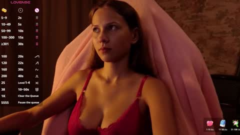 Emma online show from October 18, 2025, 7:36 pm