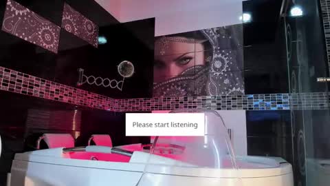 Snapshot of small_hot19 chatting on October 23, 2025, 10:47 am Small Hot19 online show from October 23, 2025, 10:47 am