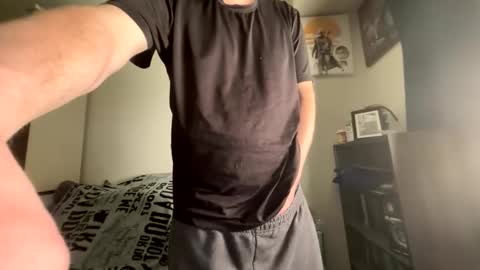 Snapshot of smalldick0324 chatting on June 4, 2026, 12:33 pm smalldick0324 online show from June 4, 2026, 12:33 pm