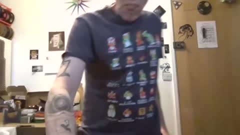 smalldick1975704669 online show from May 3, 2026, 1:28 pm