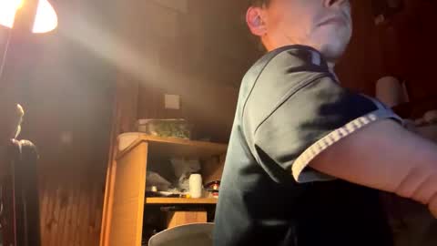 PIST PIST online show from October 19, 2025, 9:15 pm